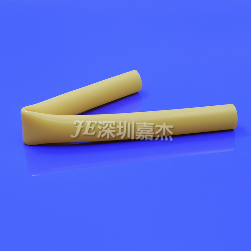 骚妇www双色硅胶管